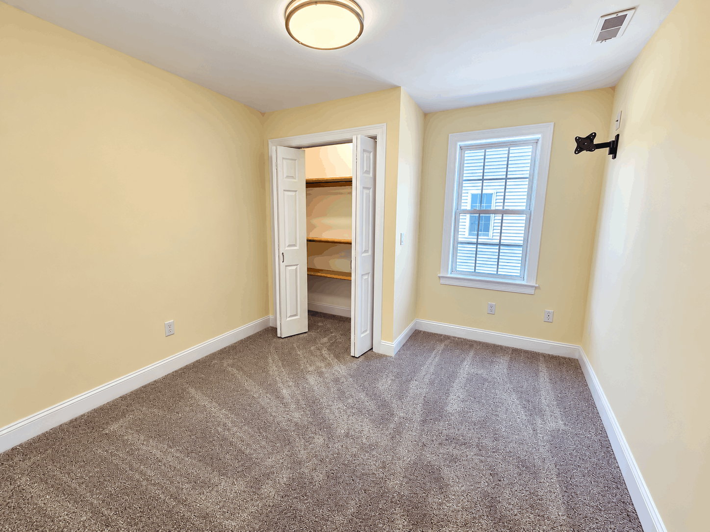 Real estate photography sample bedroom 2 