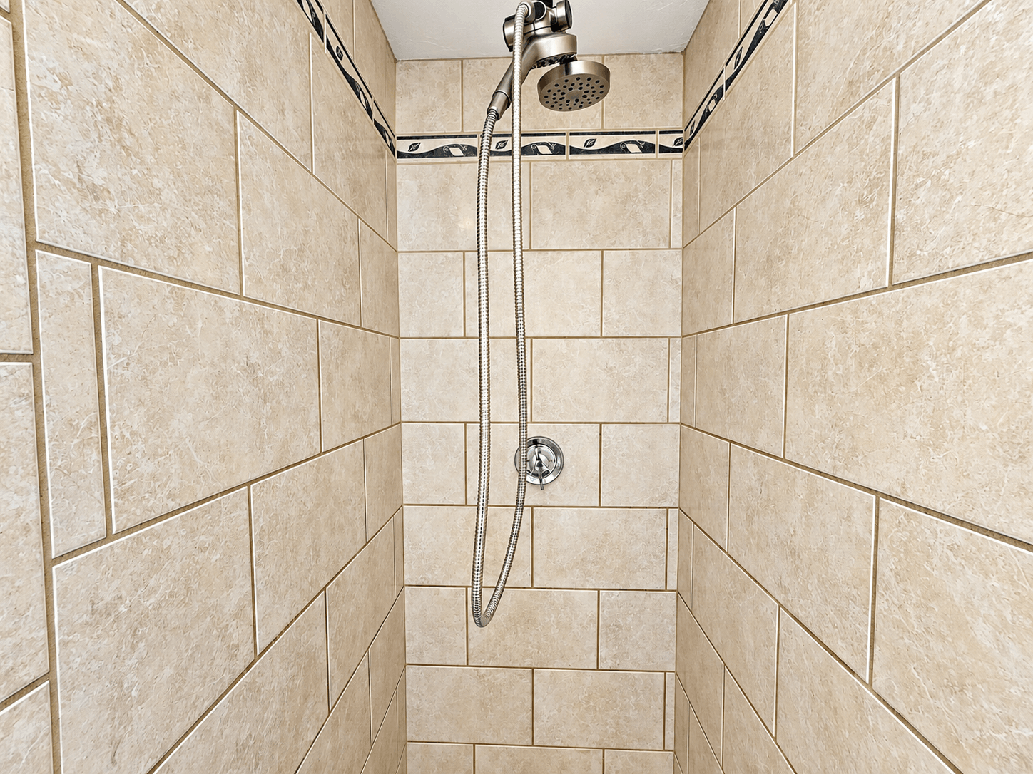 Real estate photography sample Master Shower