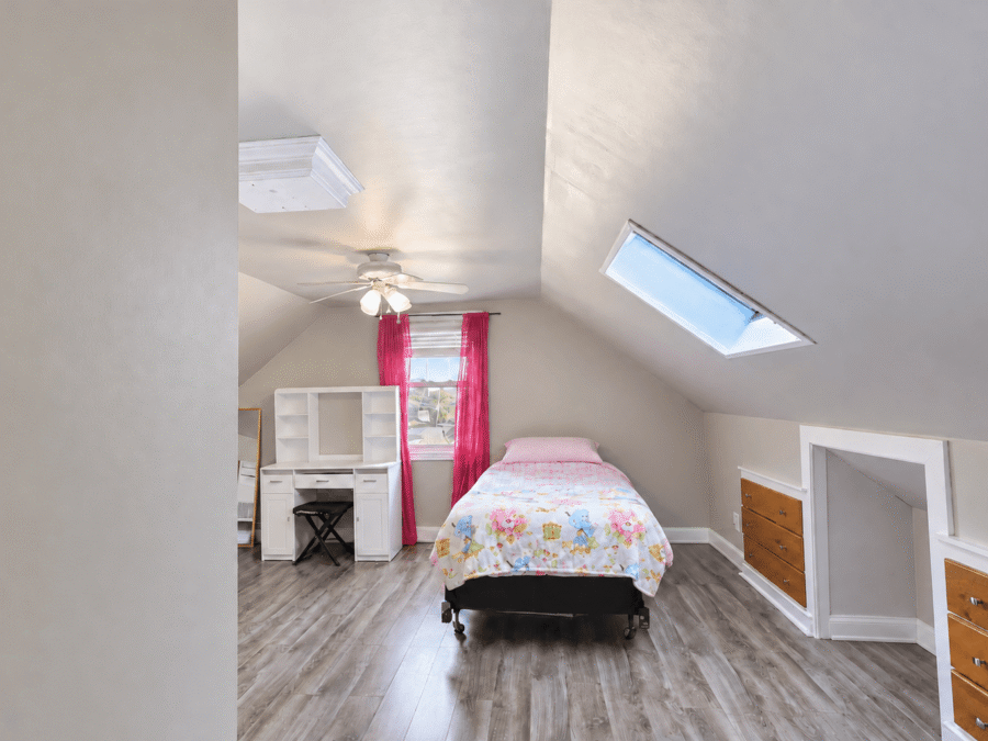 Bedroom room 2